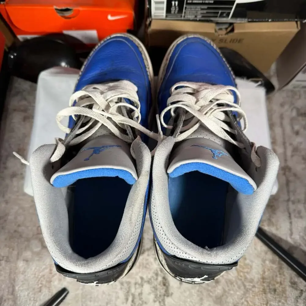 Air Jordan 3 Retro Varsity Royal Cement CT8532-400